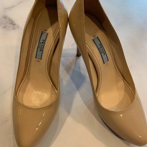 Guaranteed authentic PRADA “Vernice Basic” platform heels/pumps/shoes, size 5.5